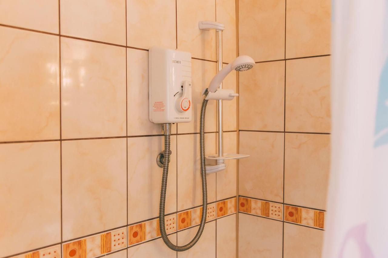 Pokoje Goscinne & Restauracja Pestka Choczewo Ngoại thất bức ảnh