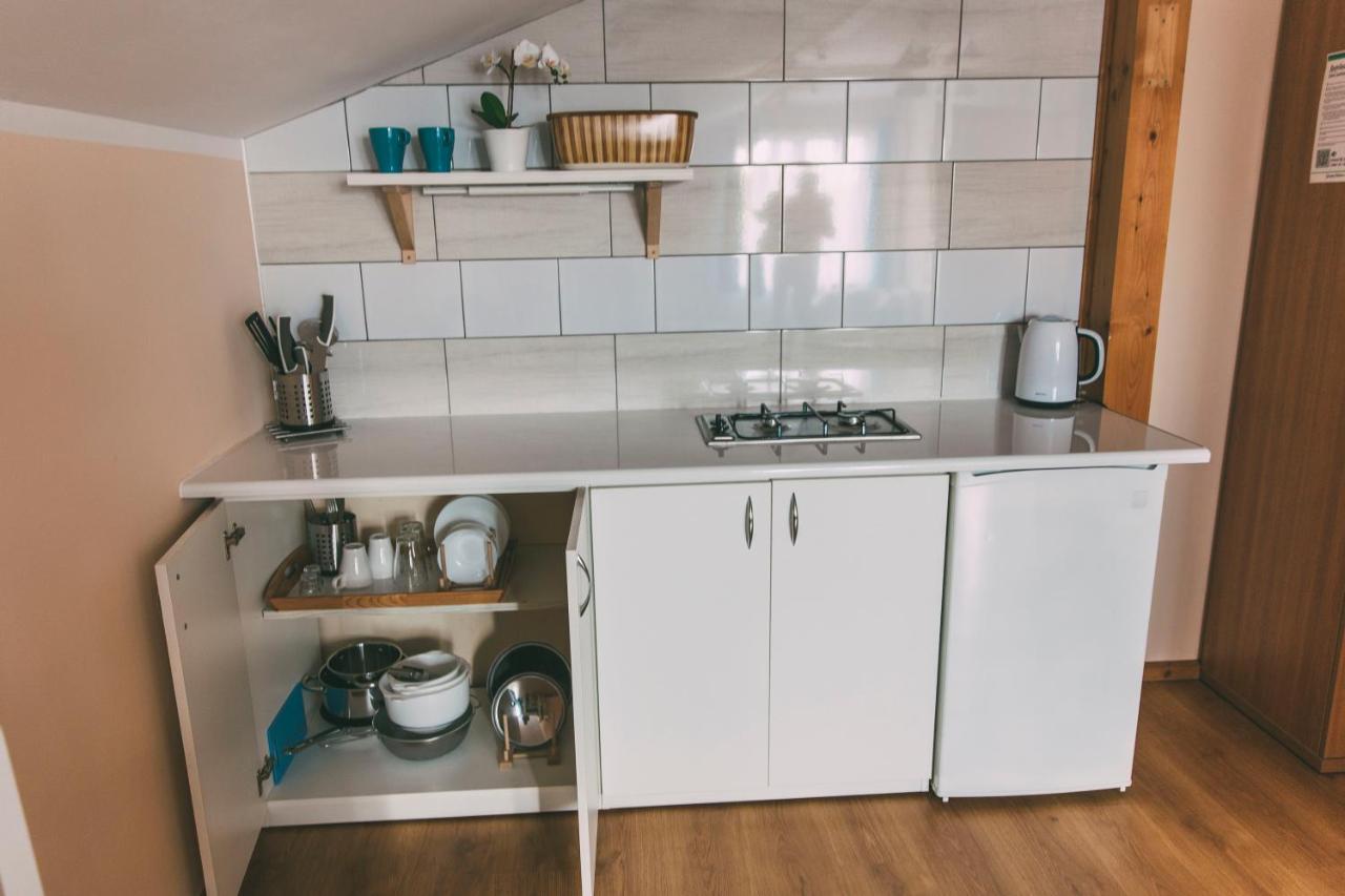 Pokoje Goscinne & Restauracja Pestka Choczewo Ngoại thất bức ảnh